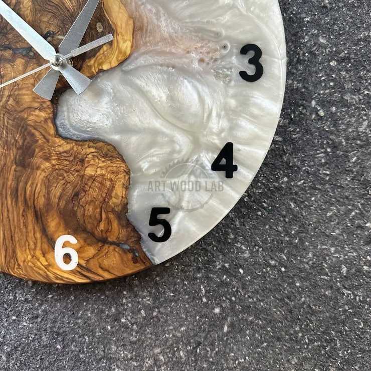 Black and White Mixture Olive Wood Wall Clock - Art Wood Lab