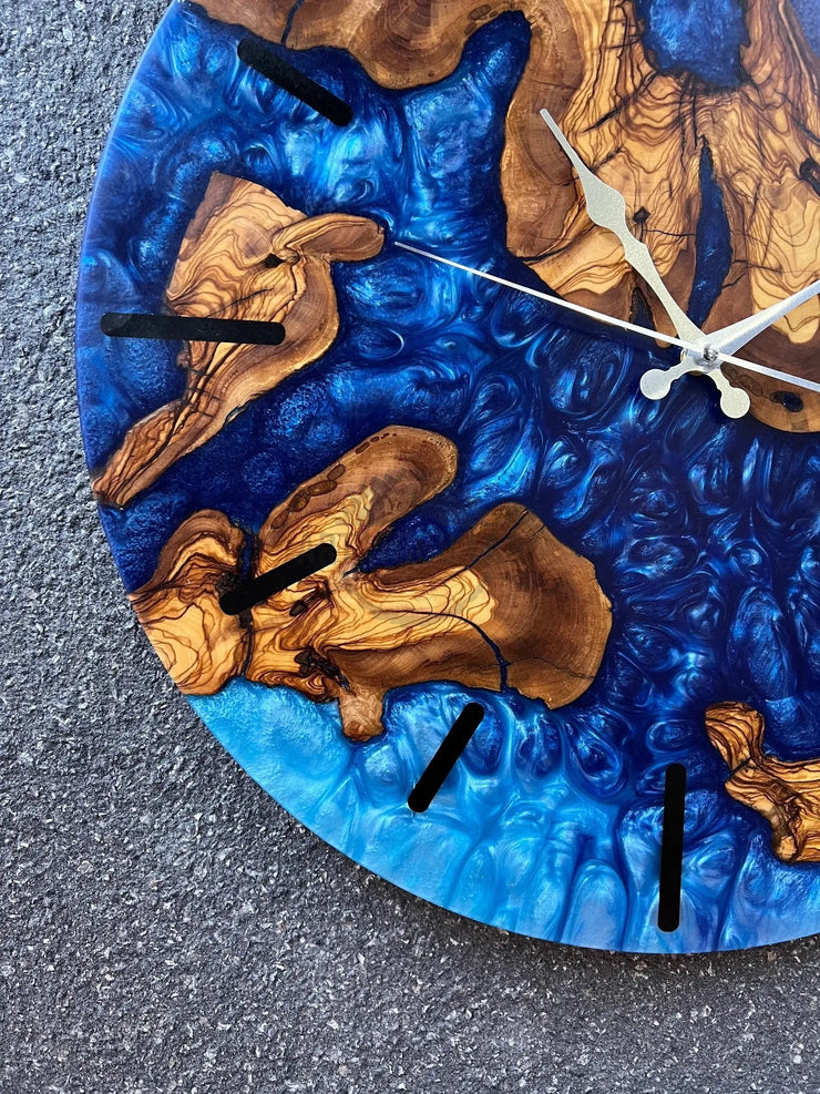 Custom Epoxy Blue Olive Wood Wall Clock , Custom wall clock - Art Wood Lab