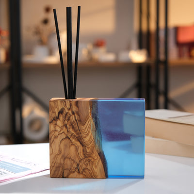 Epoxy Reed Diffuser Square, Handmade Wood Resin Diffuser with Black Reed Wood Sticks, Housewarming Gift, Luxury Home Decor, Christmas Gift - Art Wood Lab