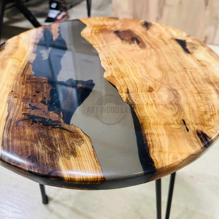 Epoxy coffee table in olive wood - Art Wood Lab