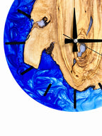 Cobalt Heart Olive Wood & Resin Wall Clock — product photograph, view 8