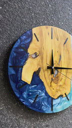 Cobalt Heart Olive Wood & Resin Wall Clock — product video 1
