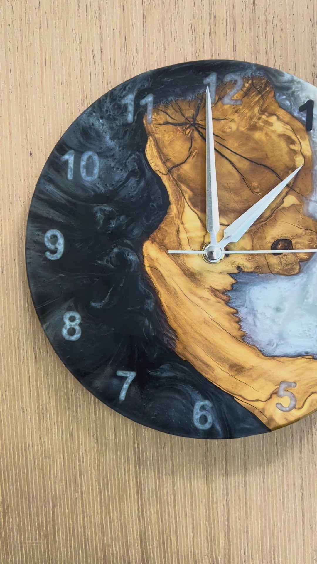Black & White Olive Wood Resin Wall Clock - Natural Edge Design — product video 1j9bYAZQ4iTpfPo0EWZ3Bg-siY5o9qtuN